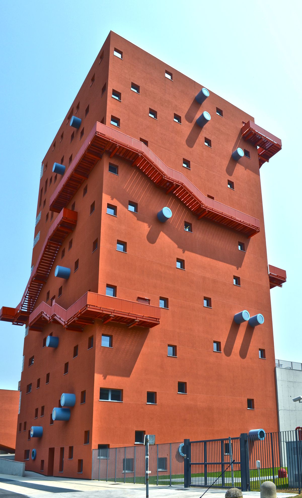 Edificio de ladrillo, imagen de referencia