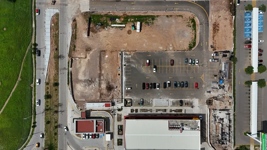 Zona de parqueo y desarrollo urbano — imagen de referencia